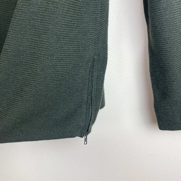 J.Jill Woman’s Large Sweater Olive Green Zipper Side Detail Boatneck - Picture 5 of 8
